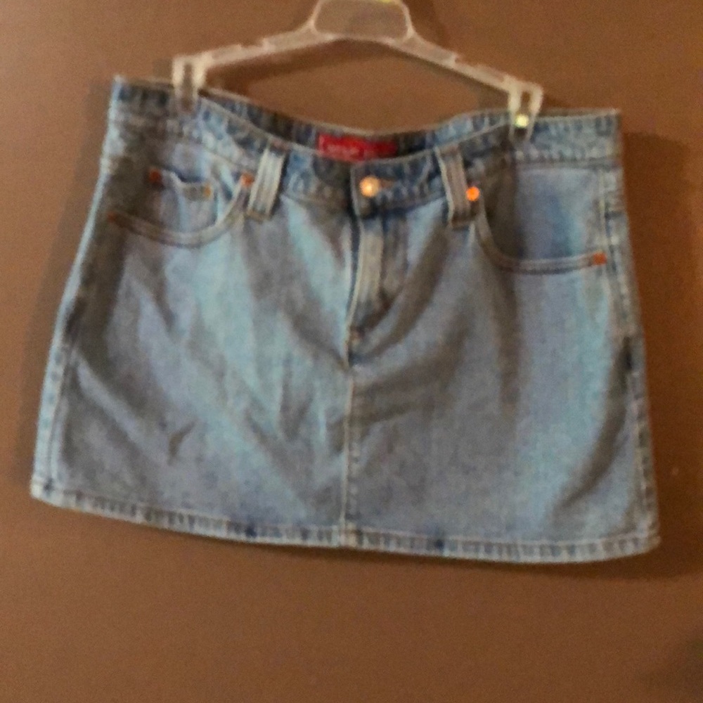 Levi mini denim skirt